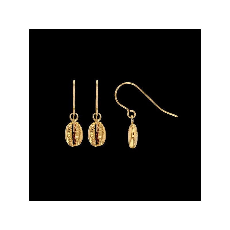 Seashell Cowrie Earrings in Gold Seashell Cowrie Earrings in Gold