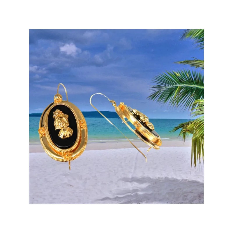 Boucles d'oreilles Créoles Onyx Madras bijouxcreoles.com