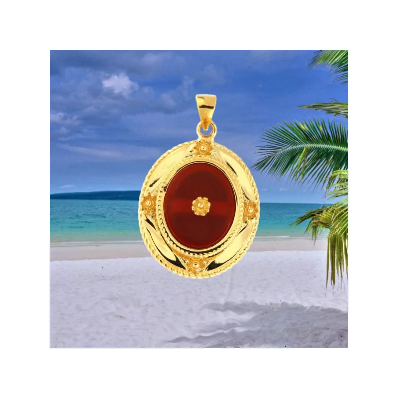 Gold-Plated Carnelian Pendant Hook Gold-Plated Carnelian Pendant Hook