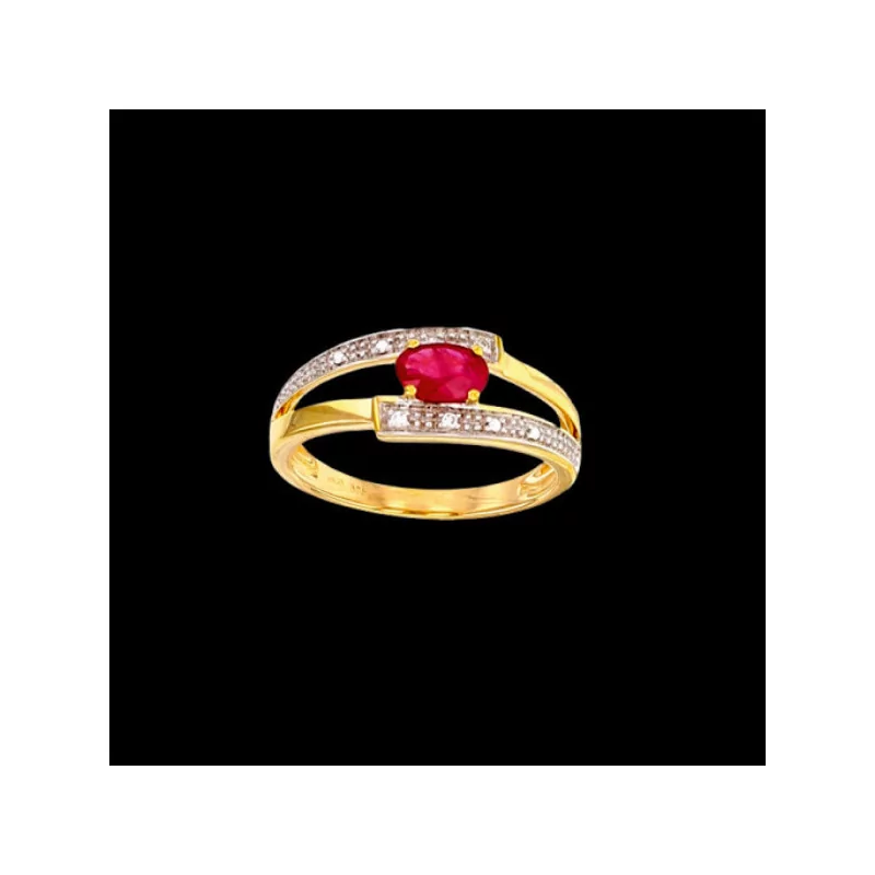Gold ring with center stone. Gold ring with center stone.