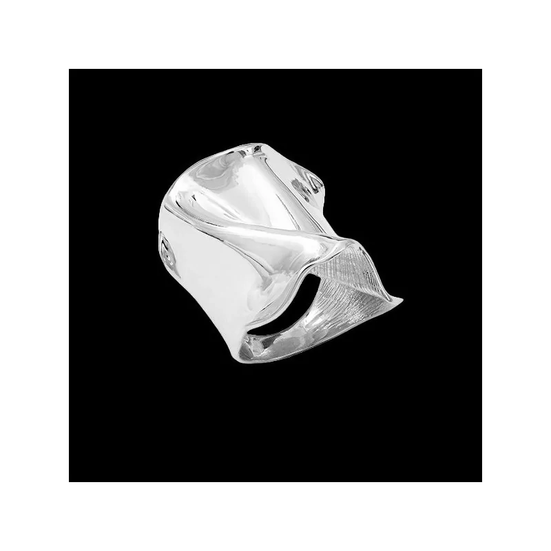 Bague coulé de la fournaise argent platiné bijouxcreoles.com Bague coulé de la fournaise argent platiné bijouxcreoles.com