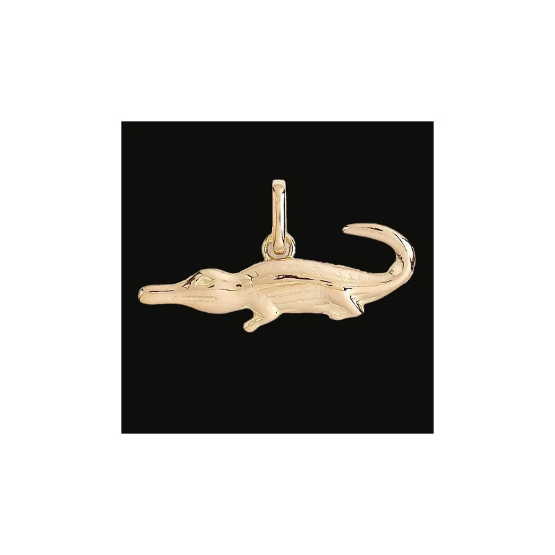 Medium Crocodile Pendant in Yellow Gold Medium Crocodile Pendant in Yellow Gold