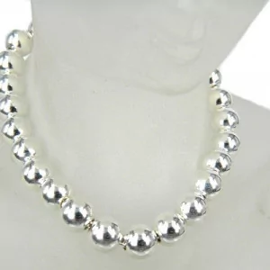 Silver necklace with 11 mm beads